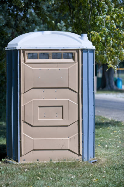 Best Portable restroom trailer rental  in Perris, CA